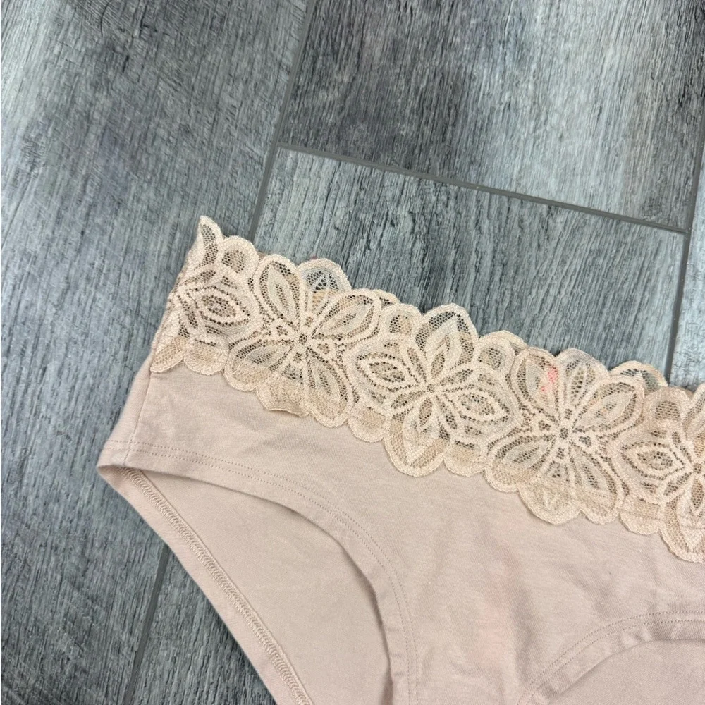 VS‎ Tan Low Rise Hipster Underwear